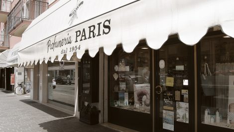 Profumeria Paris