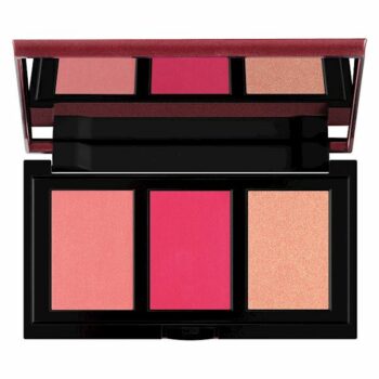 Strike a pose – Collezione primavera estate 2022
